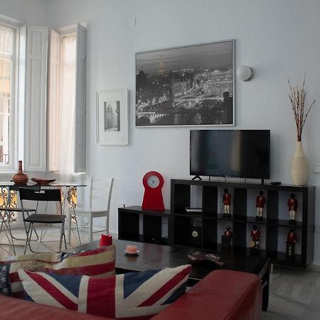 Echegaray Suites Malaga Ngoại thất bức ảnh