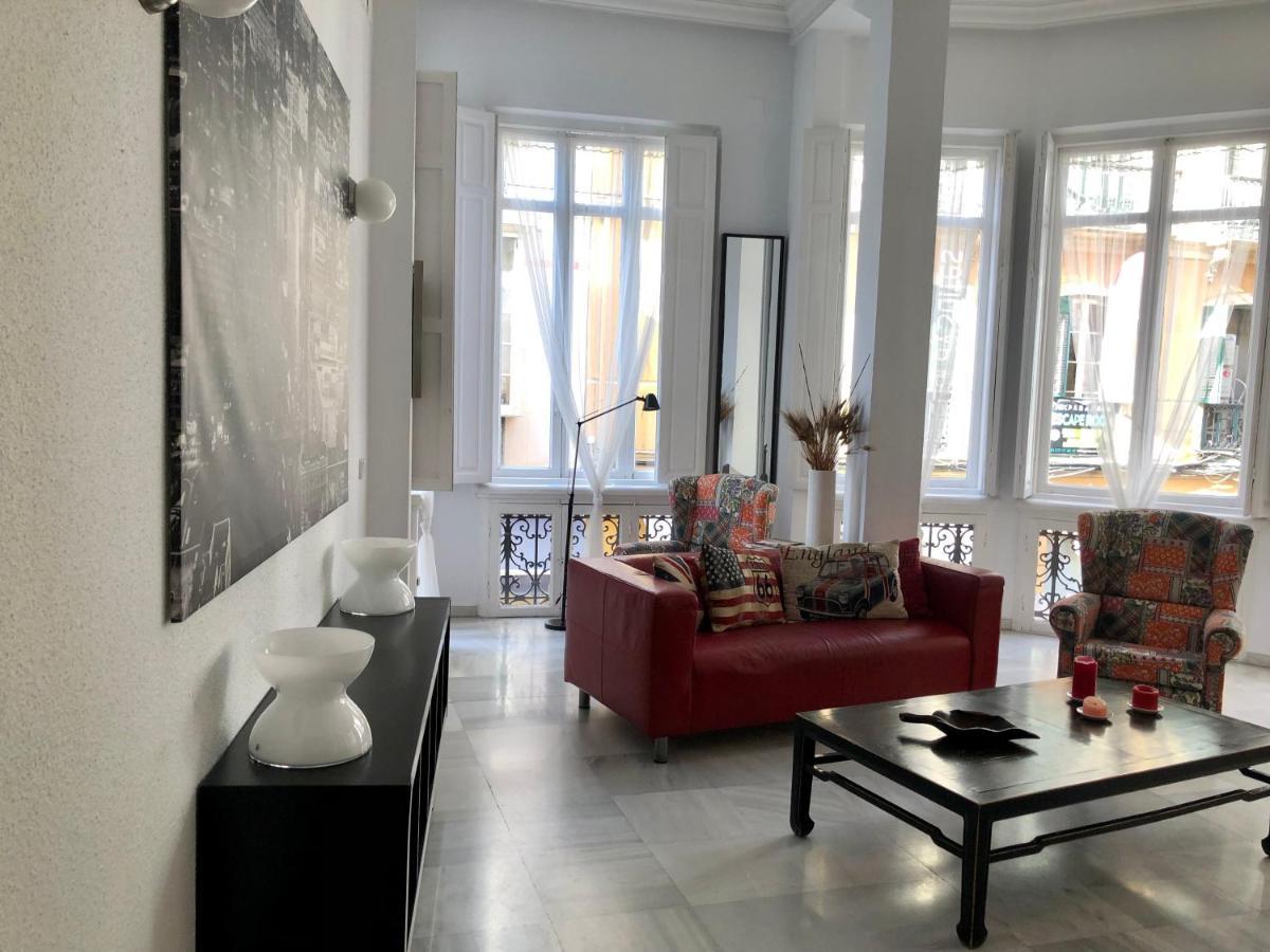 Echegaray Suites Malaga Ngoại thất bức ảnh